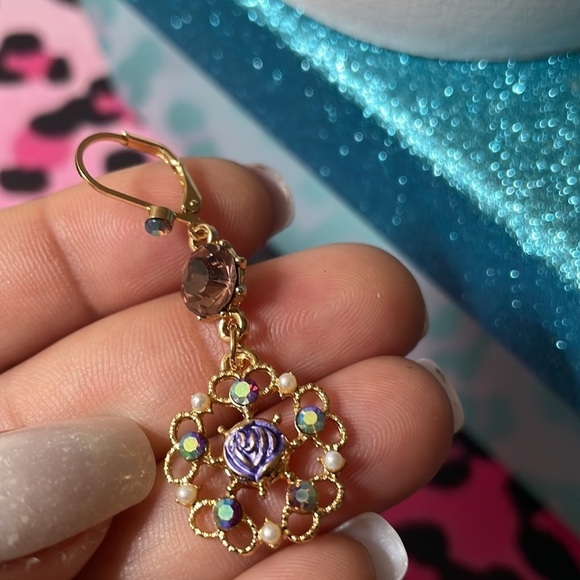 Betsy Johnson Purple Flower Crystal Drop Earrings - Picture 10 of 14